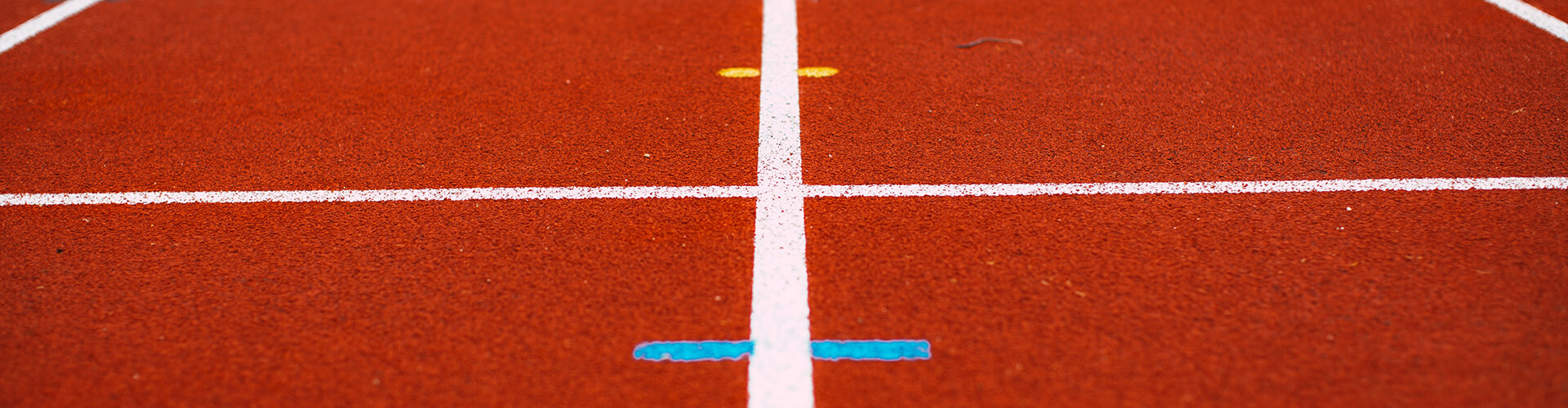 track up close