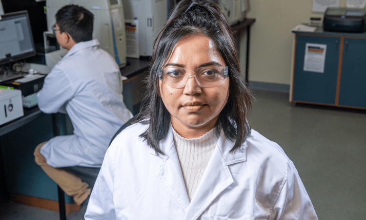 Woman in lab.